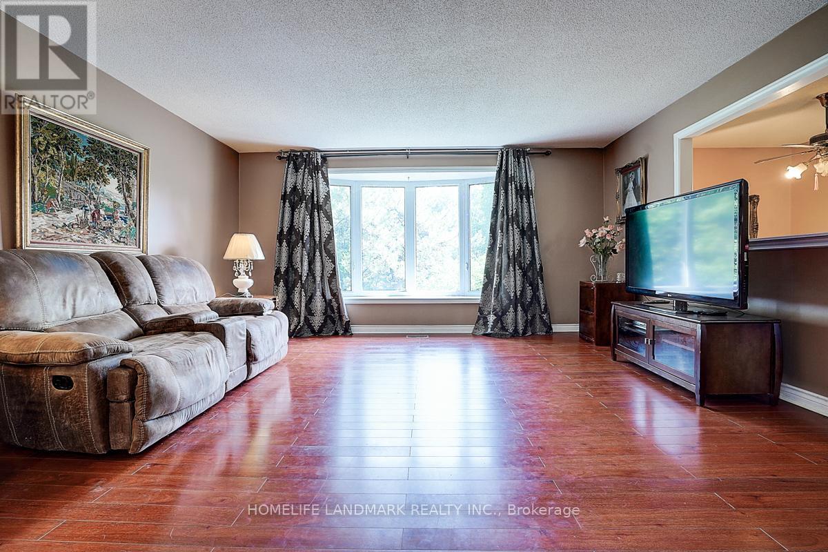 6068 Bloomington Road, Whitchurch-Stouffville, Ontario  L4A 2W7 - Photo 14 - N12895748