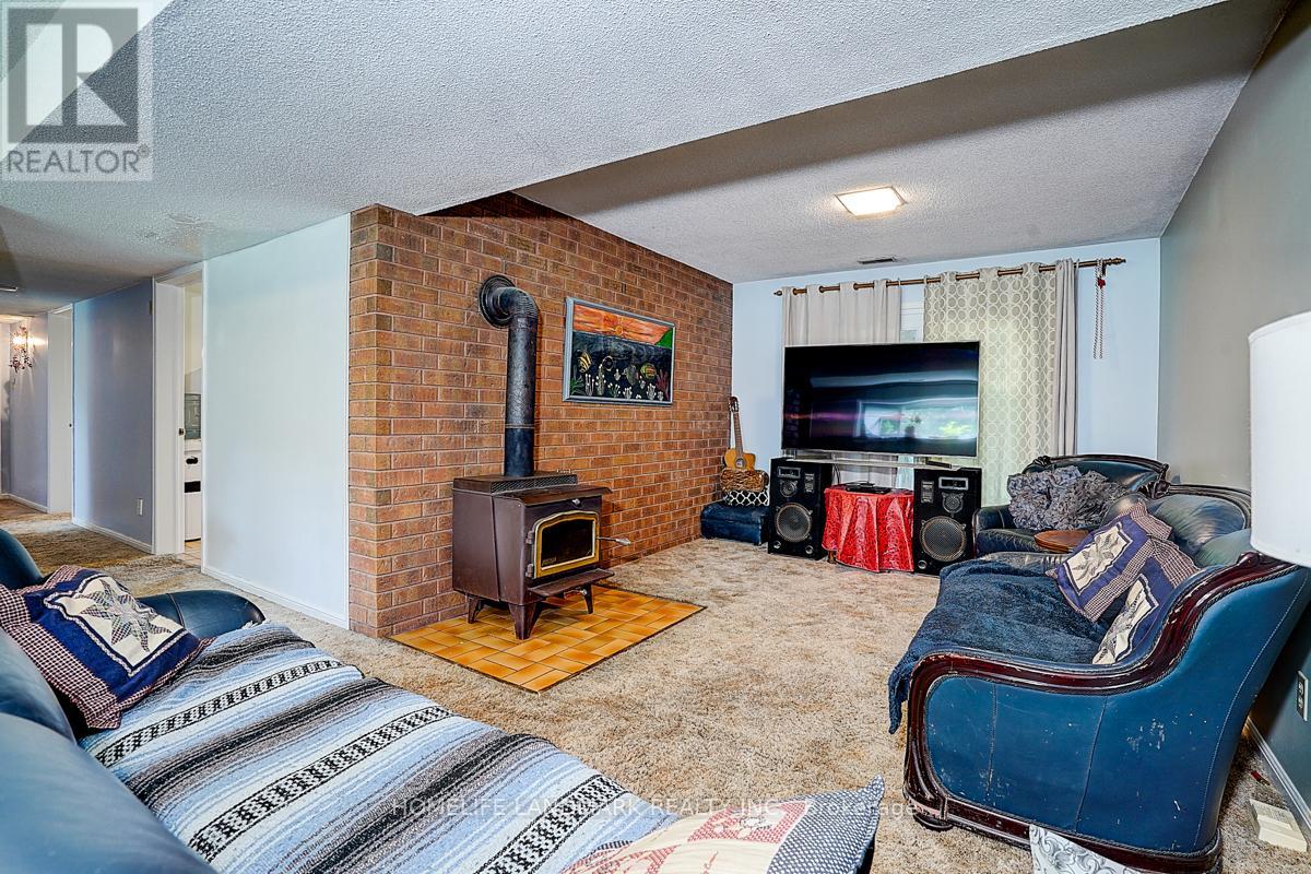 6068 Bloomington Road, Whitchurch-Stouffville, Ontario  L4A 2W7 - Photo 30 - N12895748