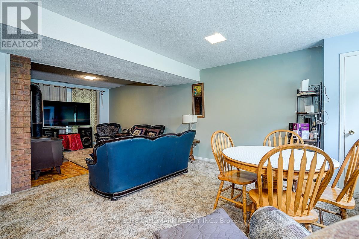 6068 Bloomington Road, Whitchurch-Stouffville, Ontario  L4A 2W7 - Photo 37 - N12895748