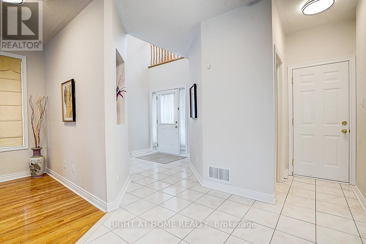 47 Toporowski Avenue, Richmond Hill (Rouge Woods), Ontario  L4S 2G9 - Photo 27 - N12895754