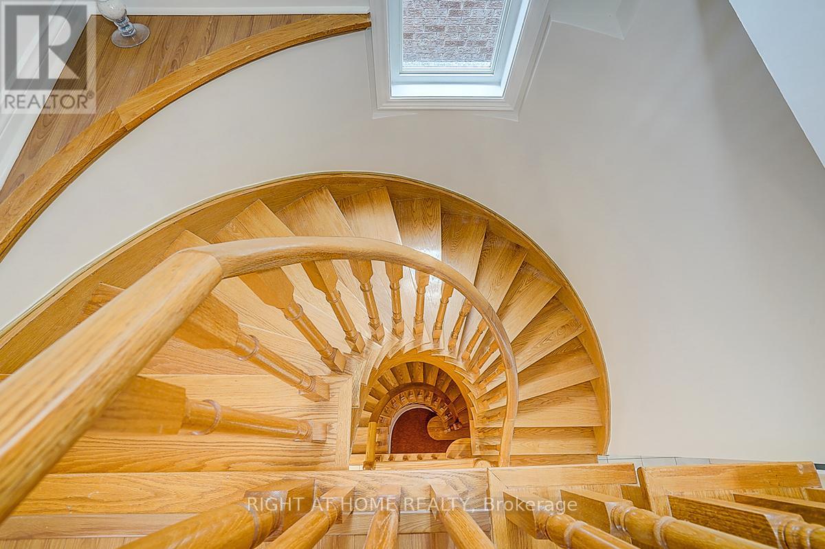 47 Toporowski Avenue, Richmond Hill (Rouge Woods), Ontario  L4S 2G9 - Photo 49 - N12895754