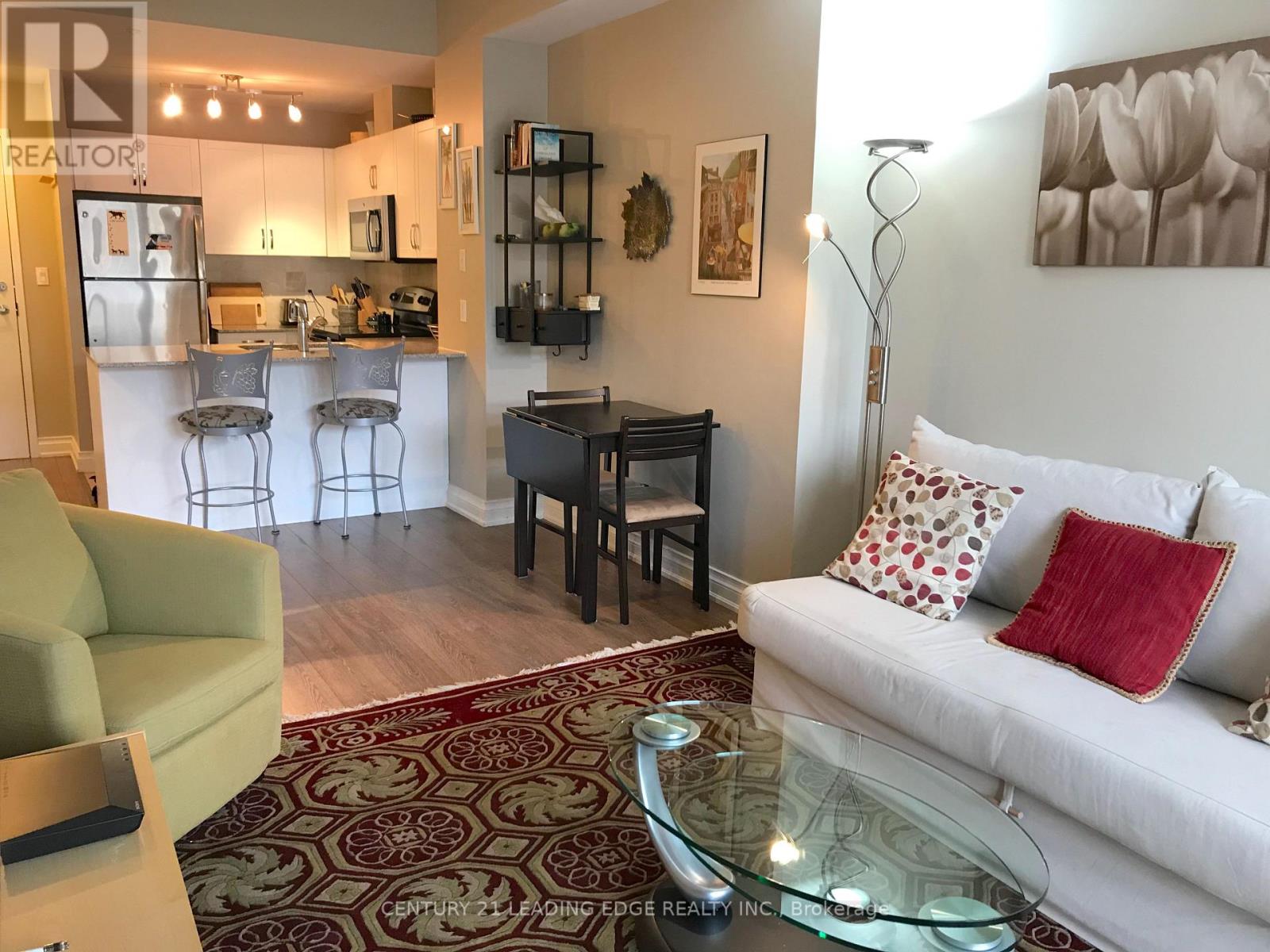 308 - 68 Main Street N, Markham (Old Markham Village), Ontario  L3P 0N5 - Photo 7 - N12895778