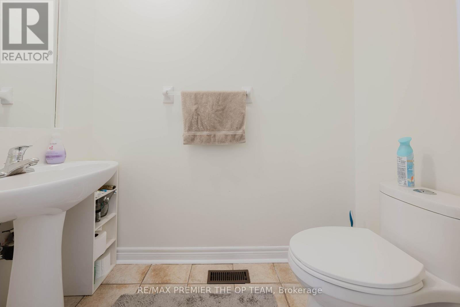 56 Wildberry Crescent, Vaughan, Ontario  L4H 2C6 - Photo 12 - N12895804