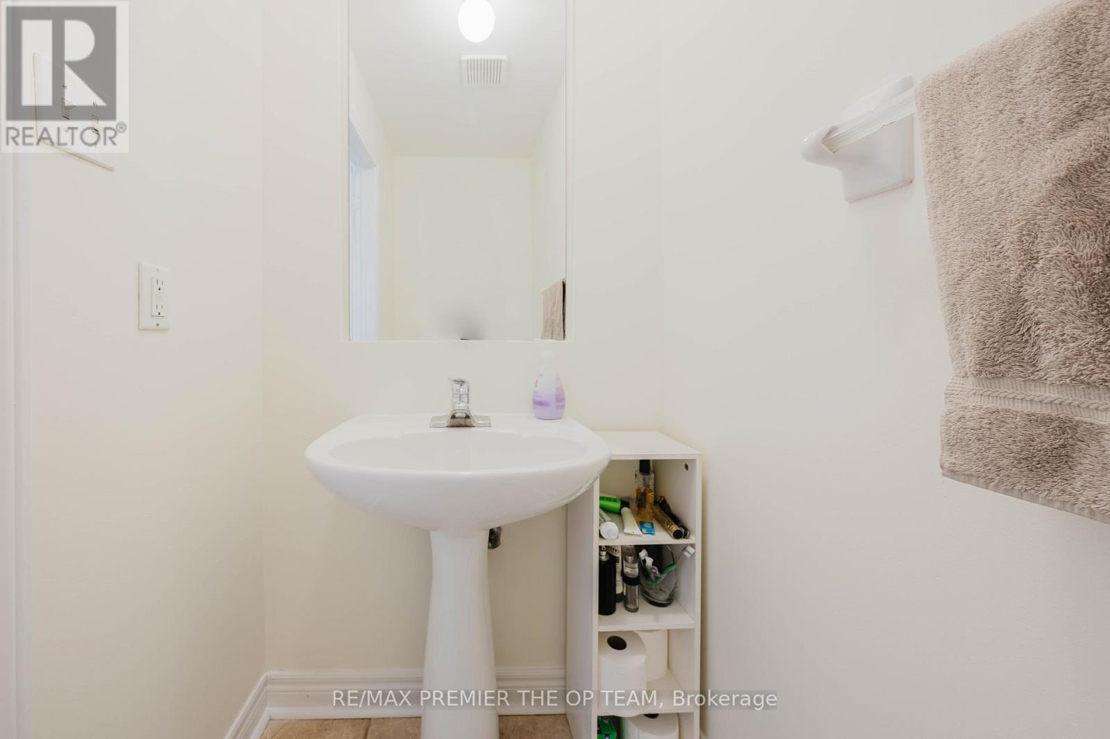 56 Wildberry Crescent, Vaughan, Ontario  L4H 2C6 - Photo 13 - N12895804