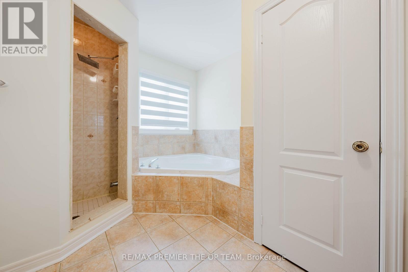 56 Wildberry Crescent, Vaughan, Ontario  L4H 2C6 - Photo 29 - N12895804