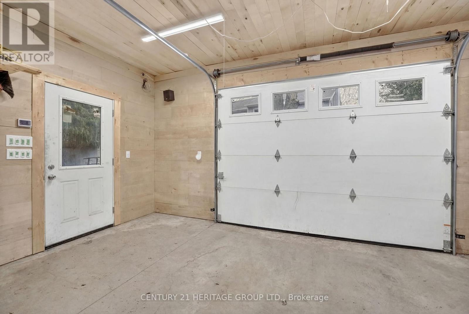 28 Pegg's Crescent, East Gwillimbury, Ontario  L9N 1B3 - Photo 4 - N12895824