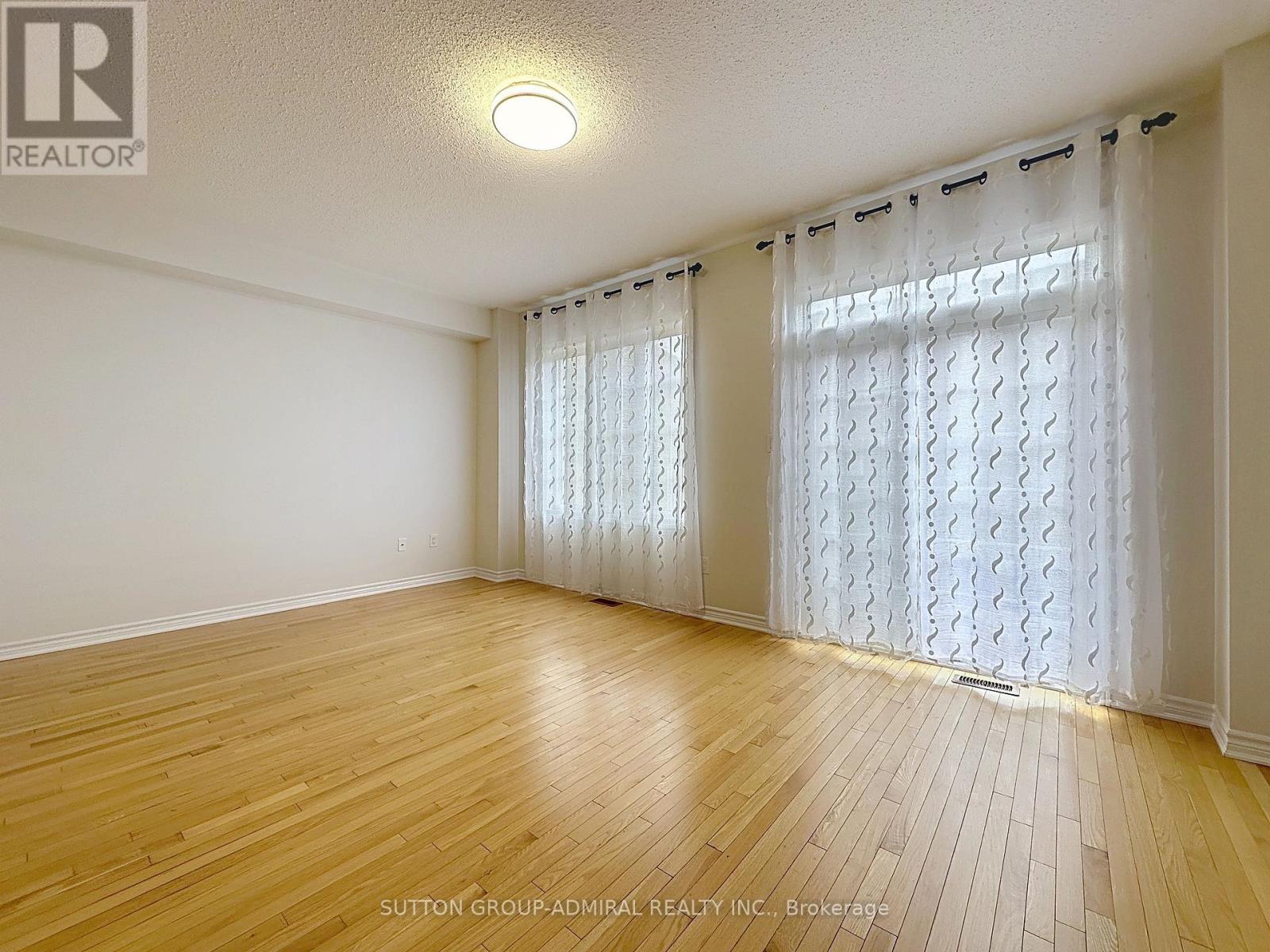 14 - 8777 Dufferin Street, Vaughan, Ontario L4J 0C5 - Photo 8 - N12895836