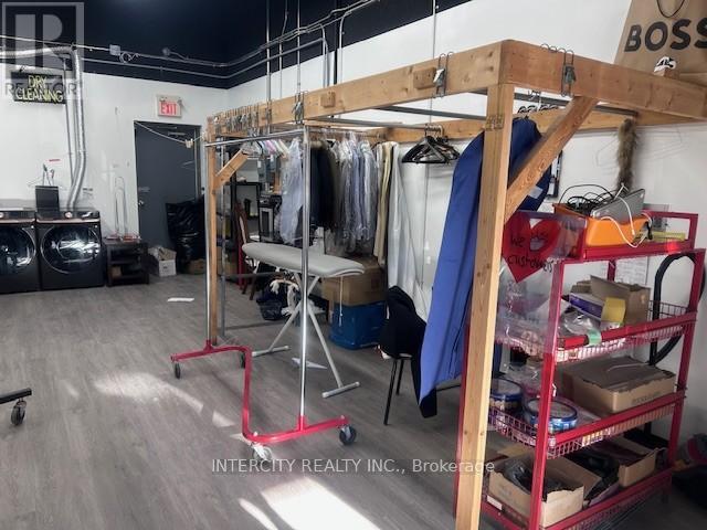 2b - 10385 Weston Road, Vaughan, Ontario  L4H 3T4 - Photo 3 - N12895848