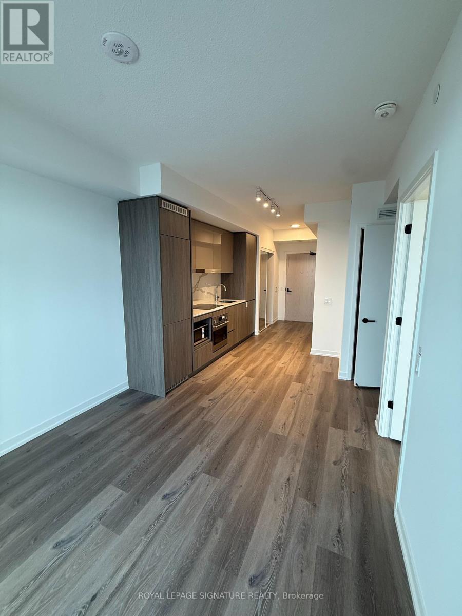 3608 - 28 Interchange Way, Vaughan (Vaughan Corporate Centre), Ontario  L4K 0P8 - Photo 5 - N12895876