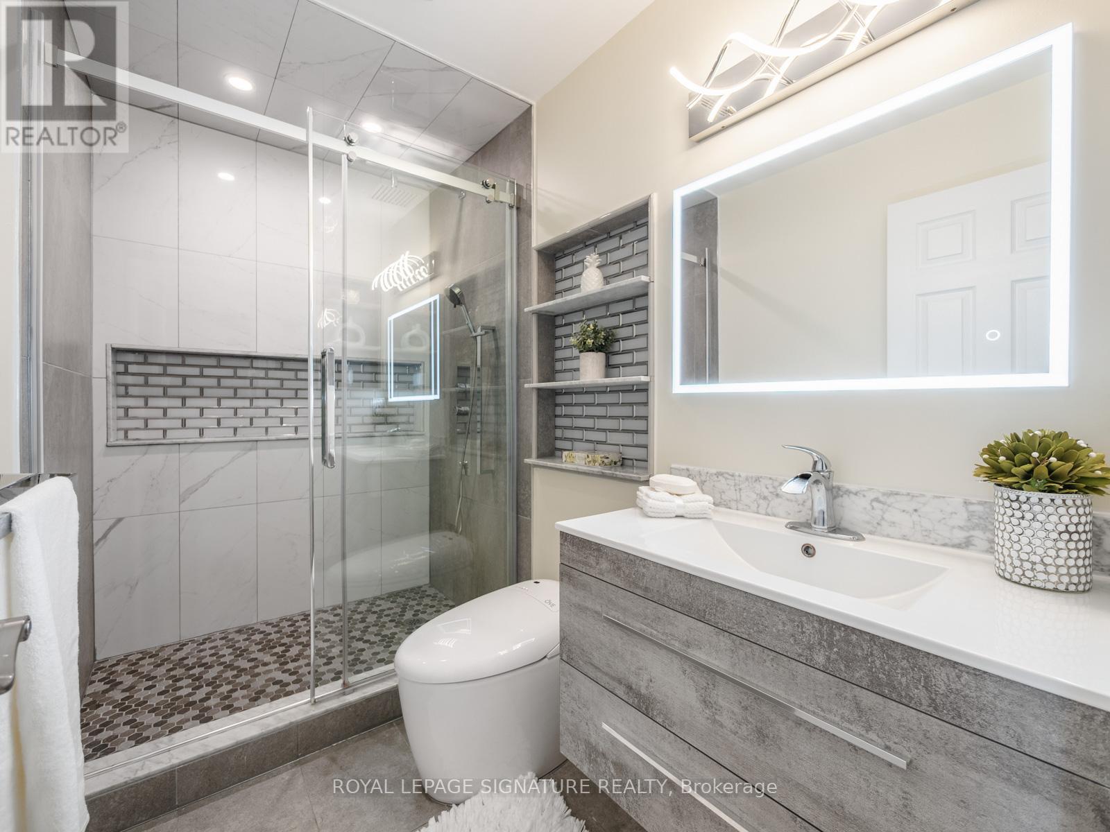 88 Burgess Crescent, Newmarket, Ontario  L3X 2T8 - Photo 26 - N12895880