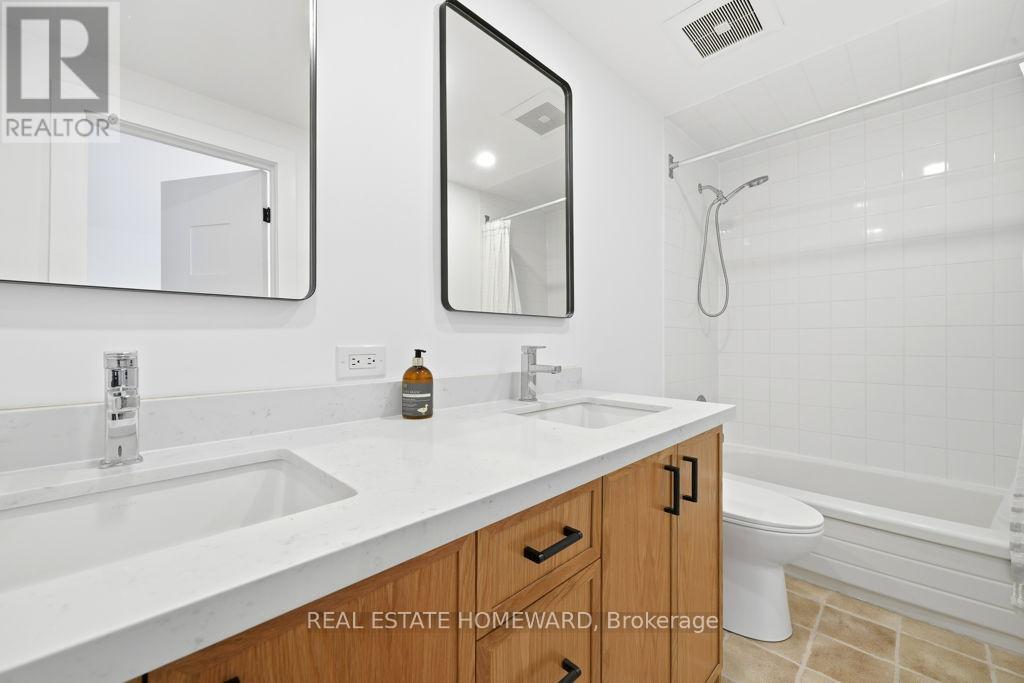 170 Harrison Drive, Newmarket, Ontario  L3Y 6B9 - Photo 16 - N12895904