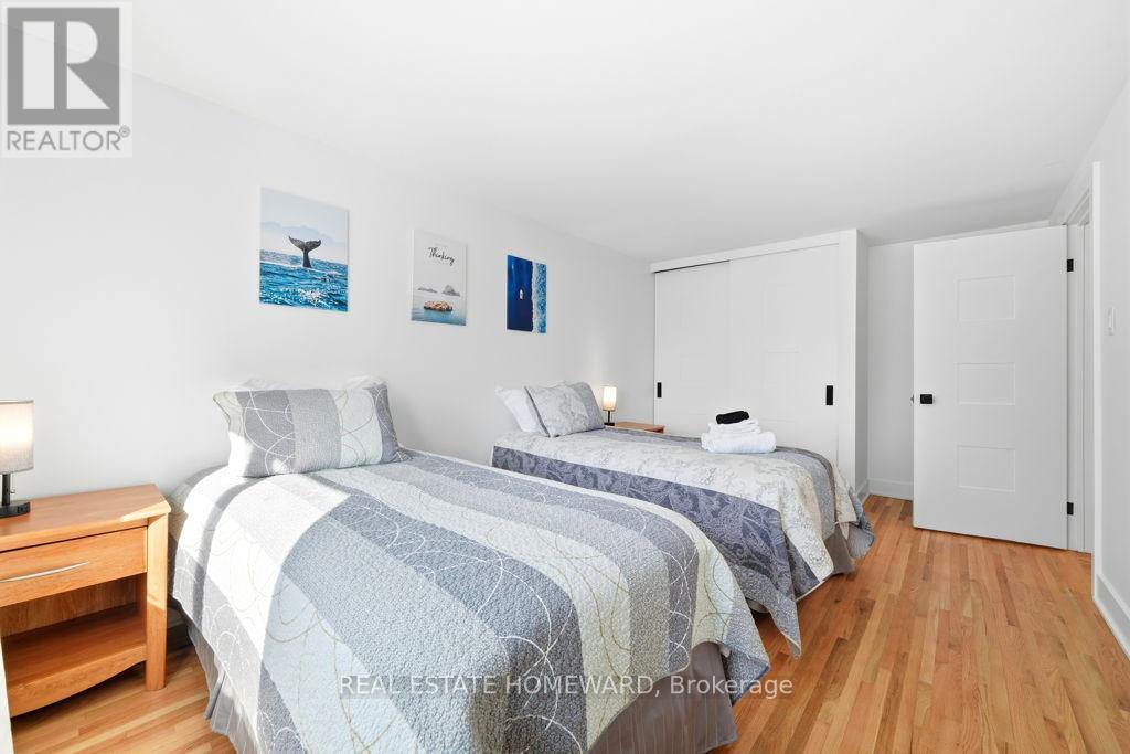 170 Harrison Drive, Newmarket, Ontario  L3Y 6B9 - Photo 19 - N12895904