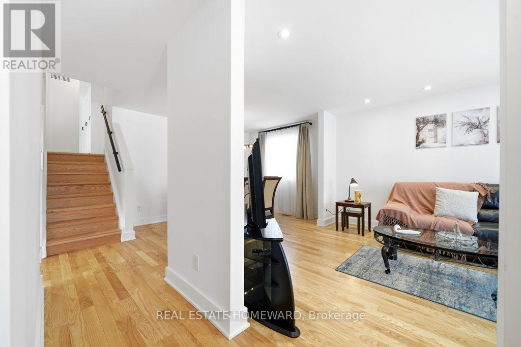 170 Harrison Drive, Newmarket, Ontario  L3Y 6B9 - Photo 34 - N12895904