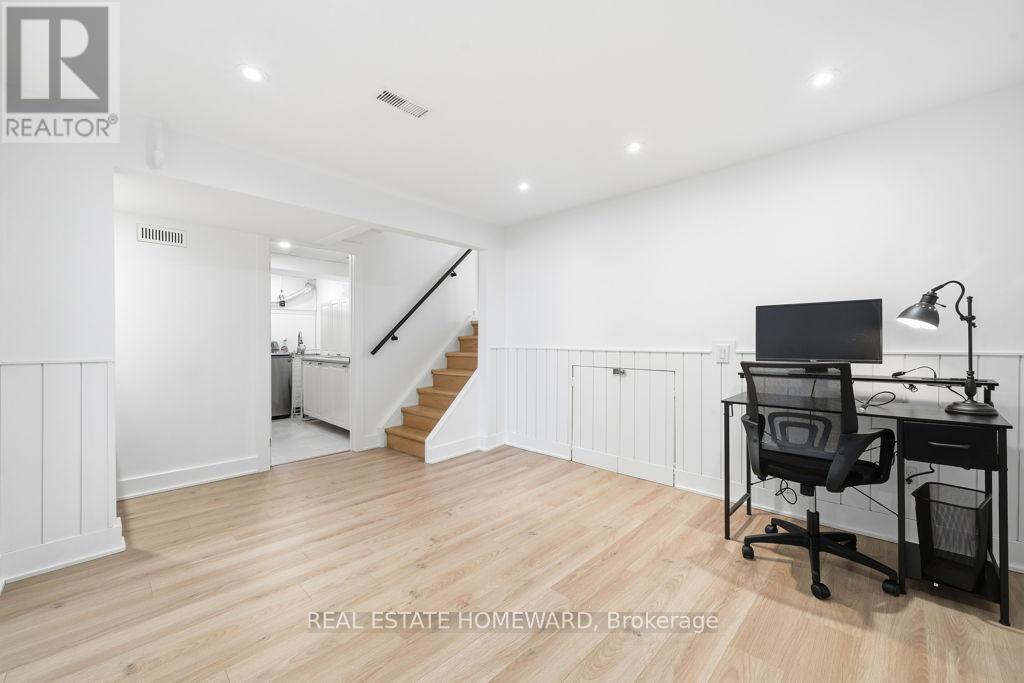 170 Harrison Drive, Newmarket, Ontario  L3Y 6B9 - Photo 37 - N12895904