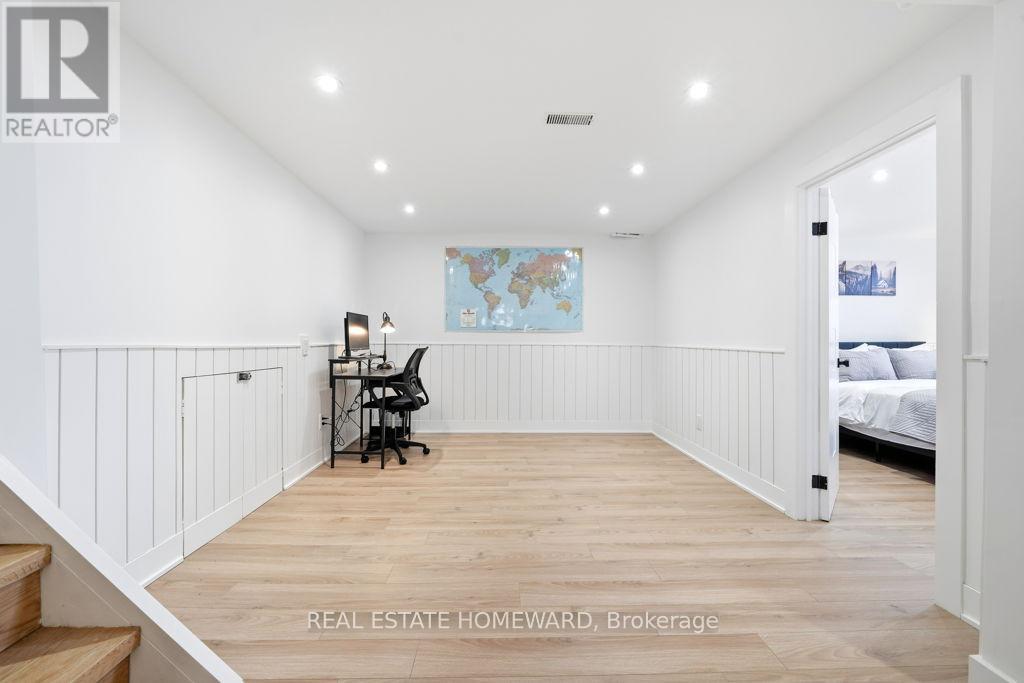 170 Harrison Drive, Newmarket, Ontario  L3Y 6B9 - Photo 38 - N12895904