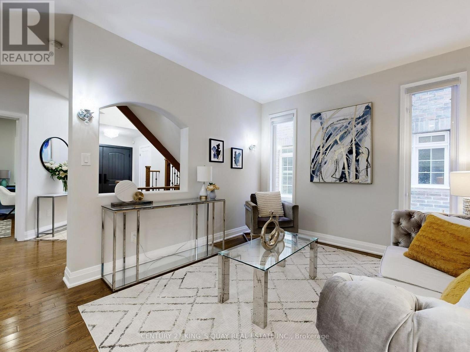 383 Wilfred Murison Avenue, Markham (Berczy), Ontario  L6C 0B2 - Photo 4 - N12895910