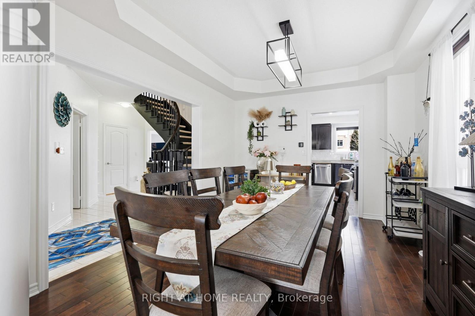 31 The Queensway, Barrie, Ontario  L4M 7H5 - Photo 11 - S12895672