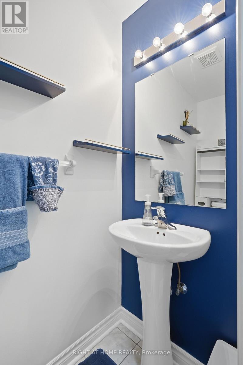 31 The Queensway, Barrie, Ontario  L4M 7H5 - Photo 24 - S12895672