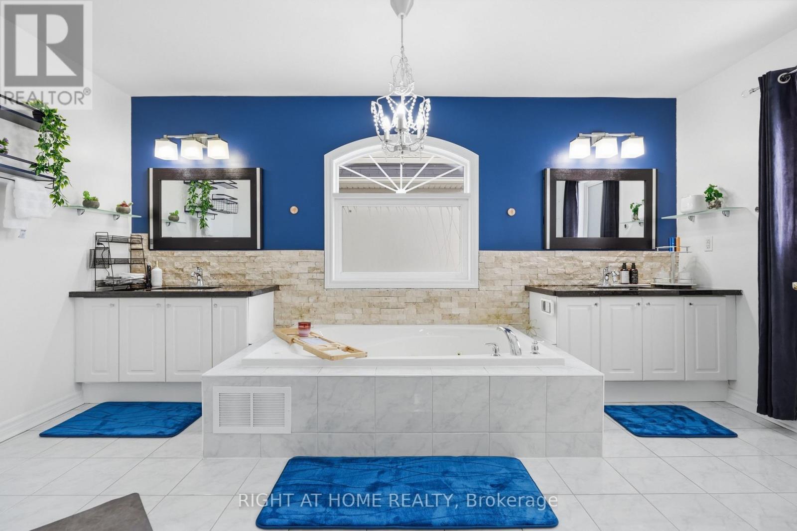 31 The Queensway, Barrie, Ontario  L4M 7H5 - Photo 30 - S12895672