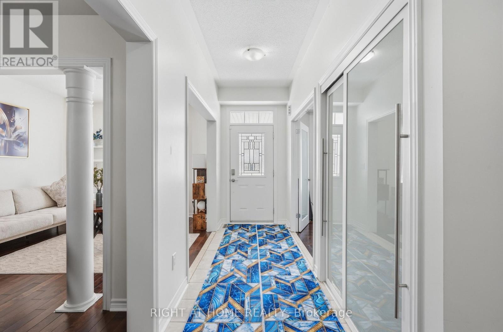 31 The Queensway, Barrie, Ontario  L4M 7H5 - Photo 5 - S12895672