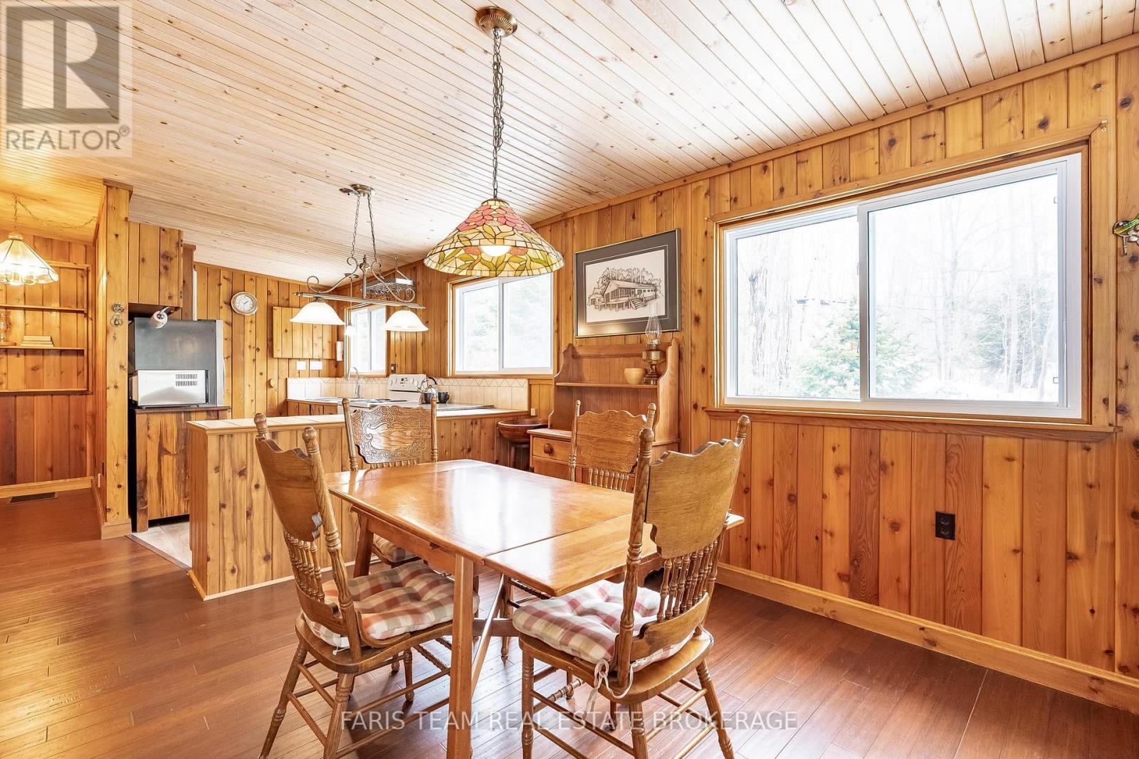 2 Souvenir Avenue, Tiny, Ontario  L9M 0H5 - Photo 12 - S12895878