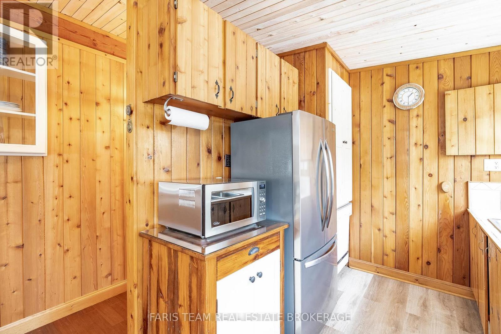 2 Souvenir Avenue, Tiny, Ontario  L9M 0H5 - Photo 8 - S12895878