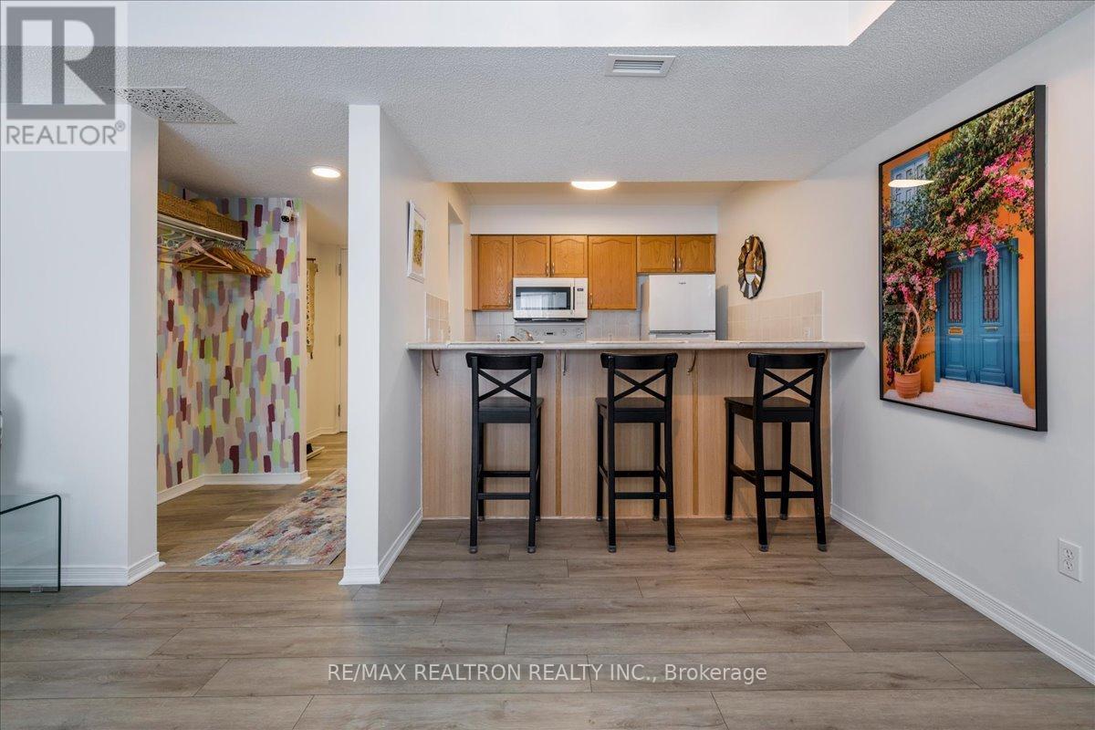 101 - 107 Bond Street, Orillia, Ontario  L3V 1J7 - Photo 10 - S12895900