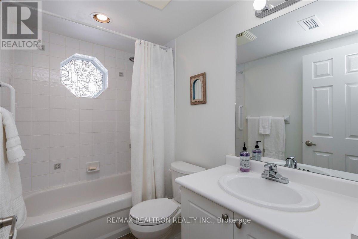 101 - 107 Bond Street, Orillia, Ontario  L3V 1J7 - Photo 19 - S12895900