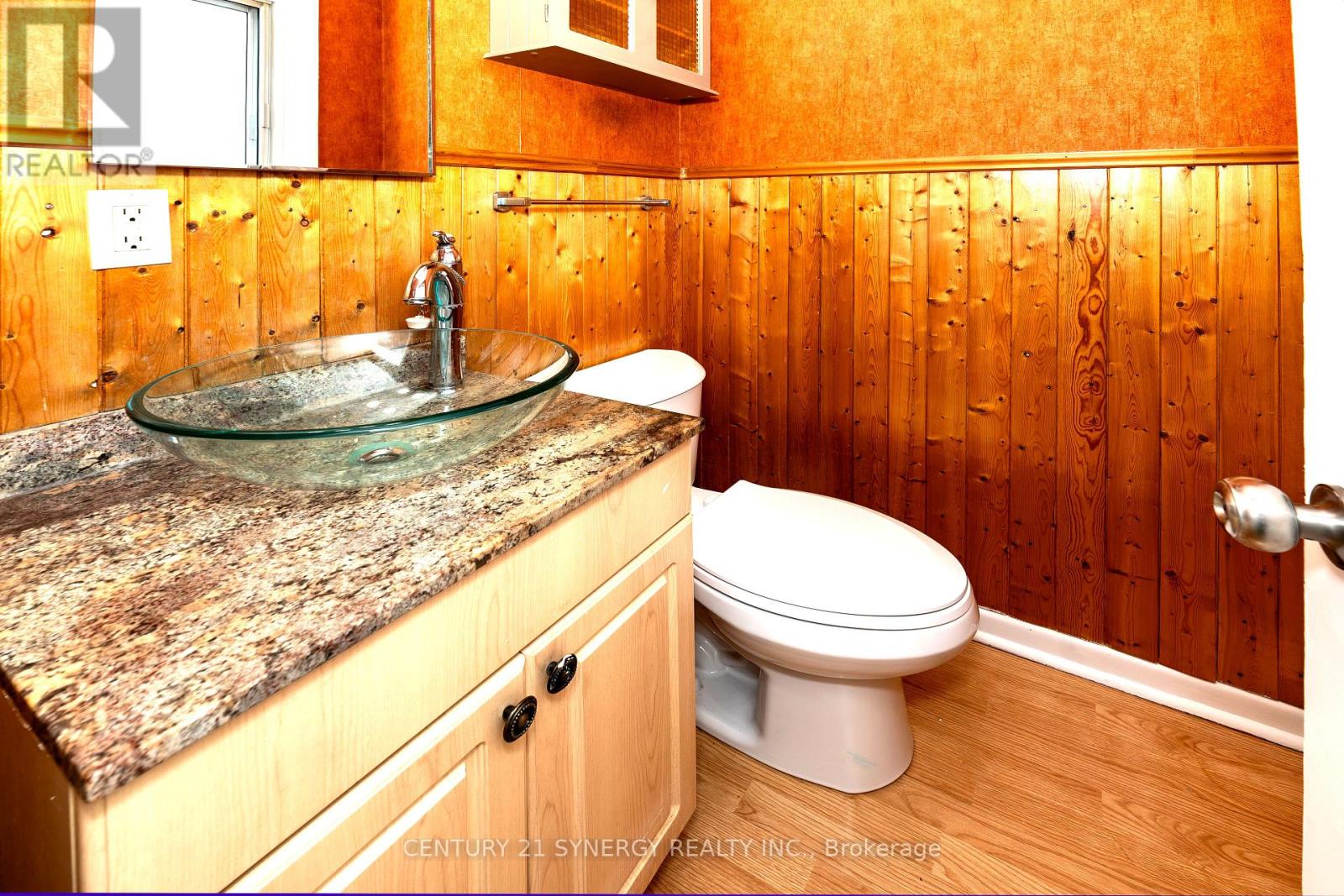 3 Farlane Boulevard, Ottawa, Ontario  K2E 5H1 - Photo 8 - X12880810