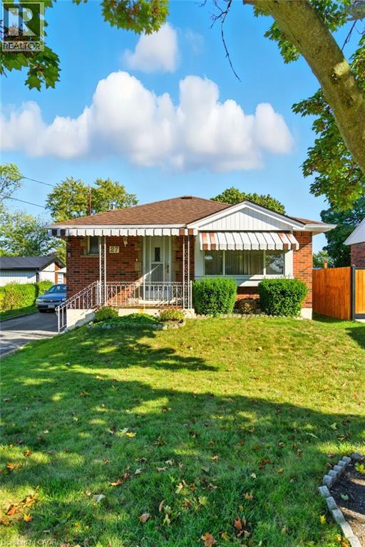 27 Warren Avenue, Hamilton, Ontario  L9C 3C7 - Photo 3 - 40776711