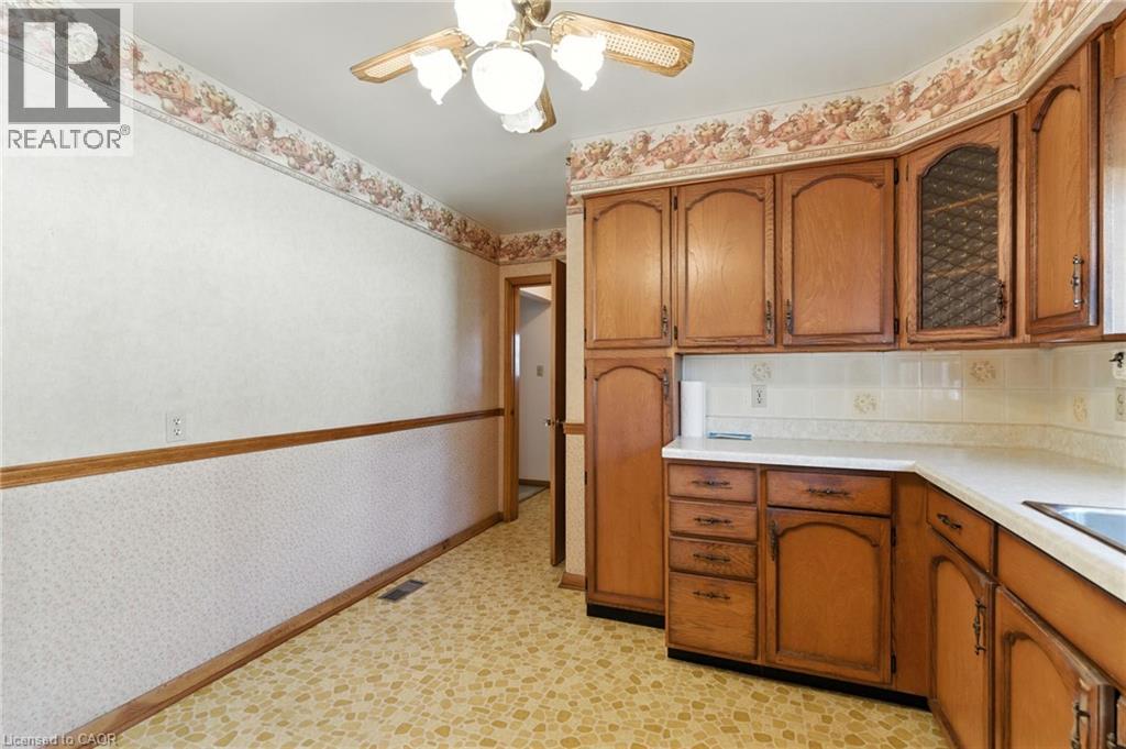 27 Warren Avenue, Hamilton, Ontario  L9C 3C7 - Photo 15 - 40776711