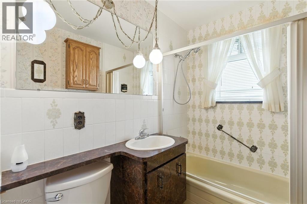 27 Warren Avenue, Hamilton, Ontario  L9C 3C7 - Photo 20 - 40776711