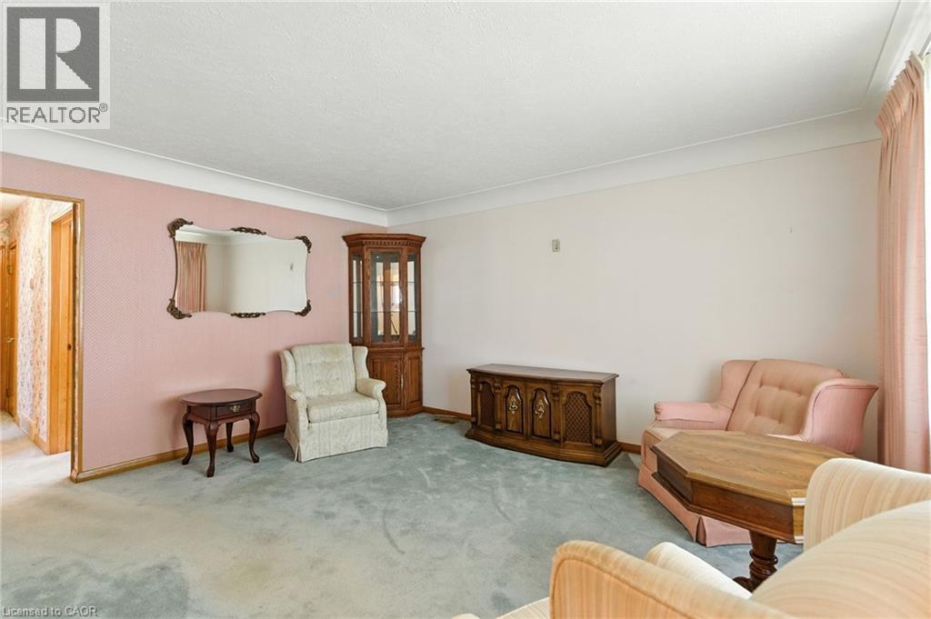 27 Warren Avenue, Hamilton, Ontario  L9C 3C7 - Photo 11 - 40776711