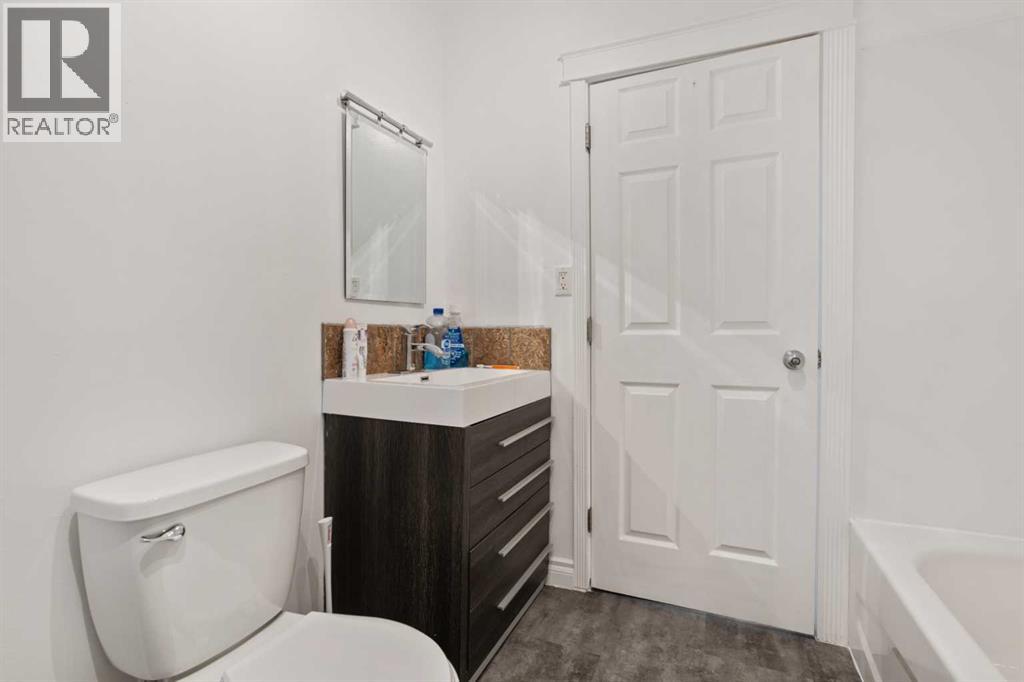 211 Red Wing Crescent, Tillicum Beach, Alberta  T4V 2M9 - Photo 14 - A2293846