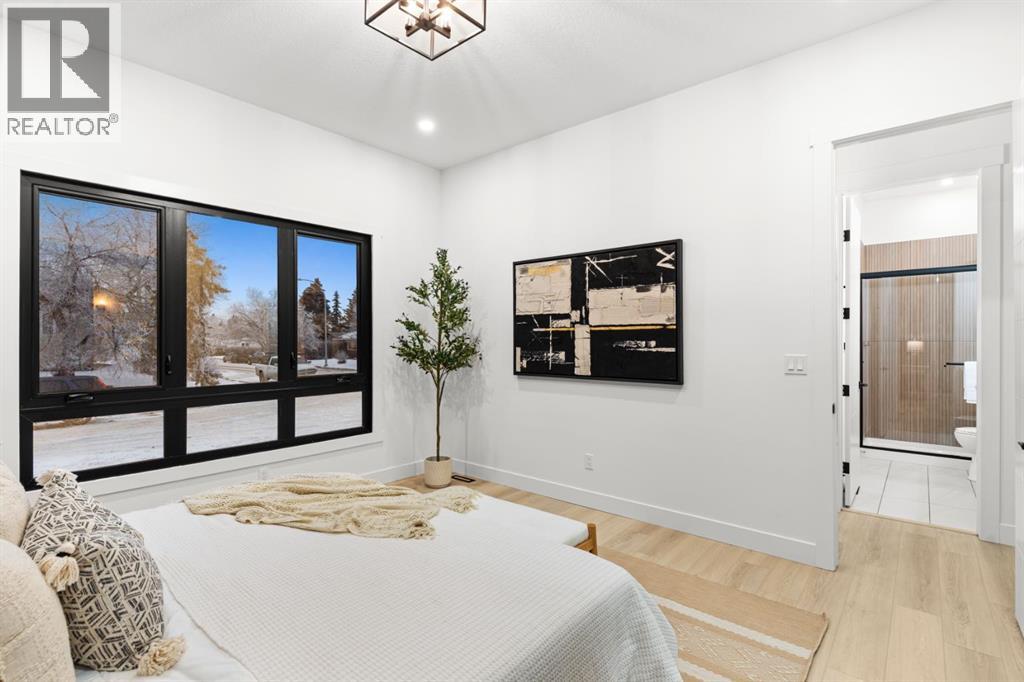 27 Glacier Drive Sw, Calgary, Alberta  T3E 5A2 - Photo 17 - A2276893