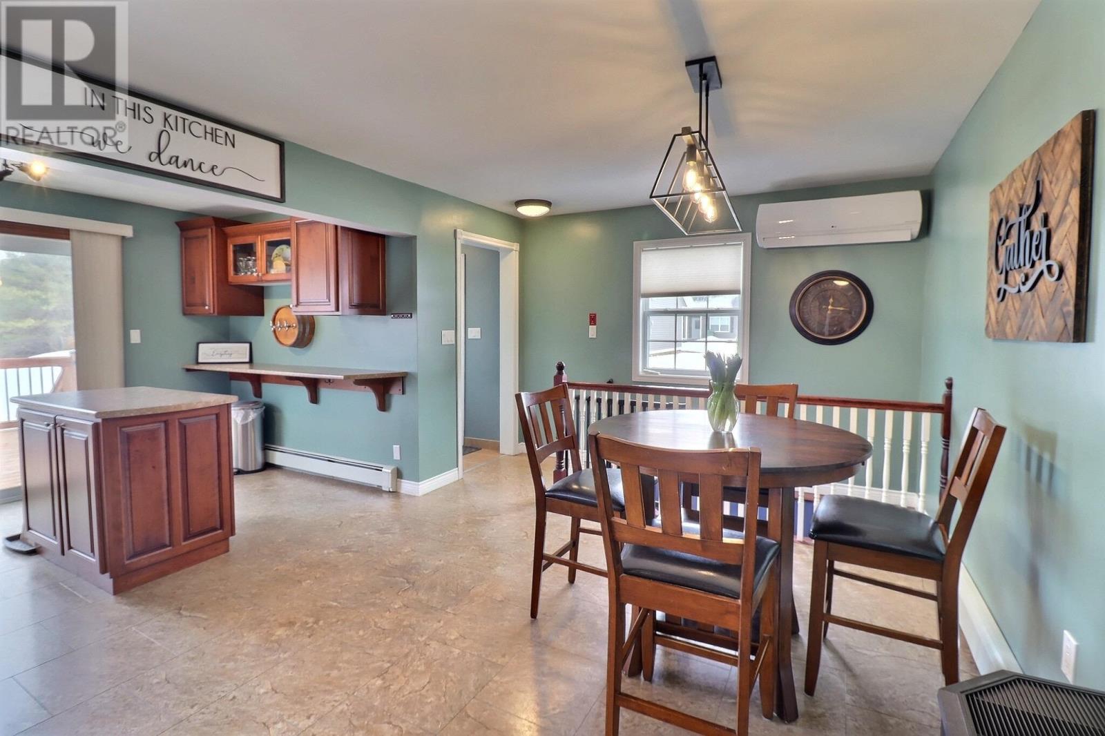 51 South Main Street, Mount Stewart, Prince Edward Island  C0A 1T0 - Photo 4 - 202604844