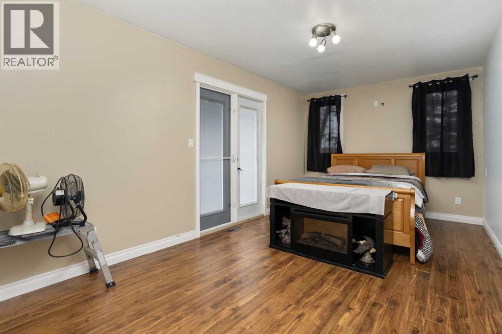 211 Red Wing Crescent, Tillicum Beach, Alberta  T4V 2M9 - Photo 7 - A2293846