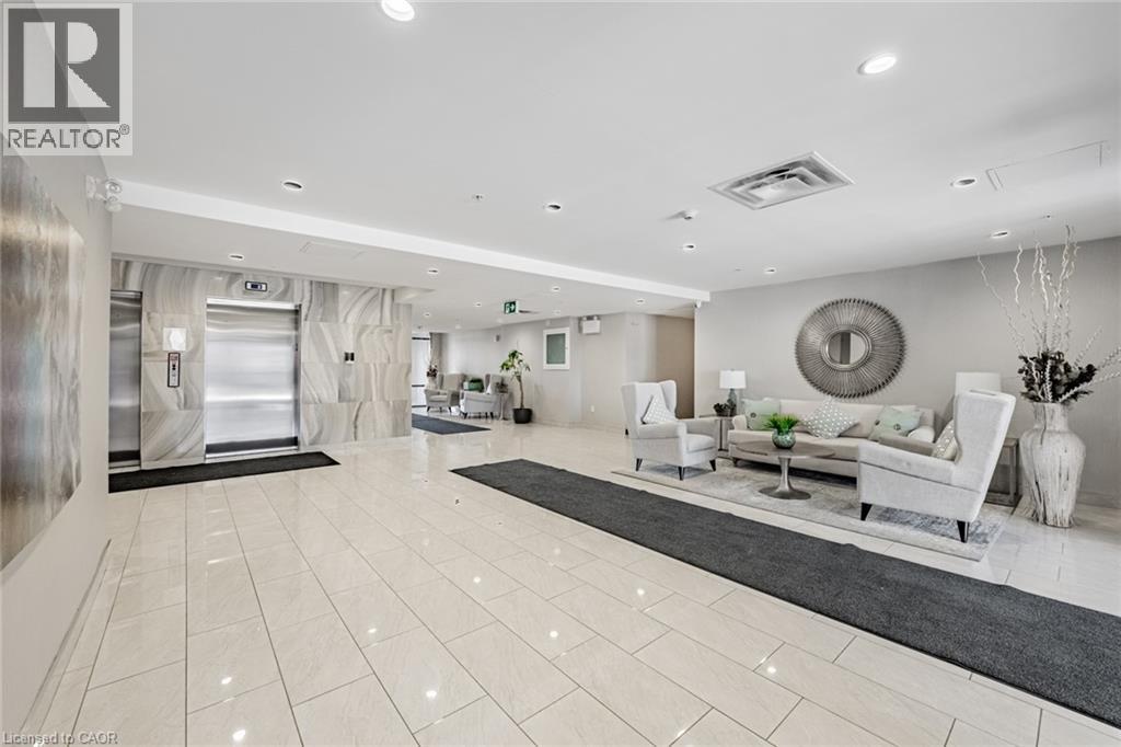 35 Southshore Crescent Unit# 209, Stoney Creek, Ontario  L8E 0J2 - Photo 5 - 40810732