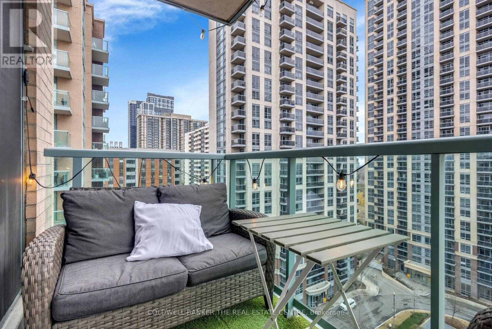 1105 - 9 Michael Power Place, Toronto, Ontario  M9A 0A5 - Photo 23 - W12895636