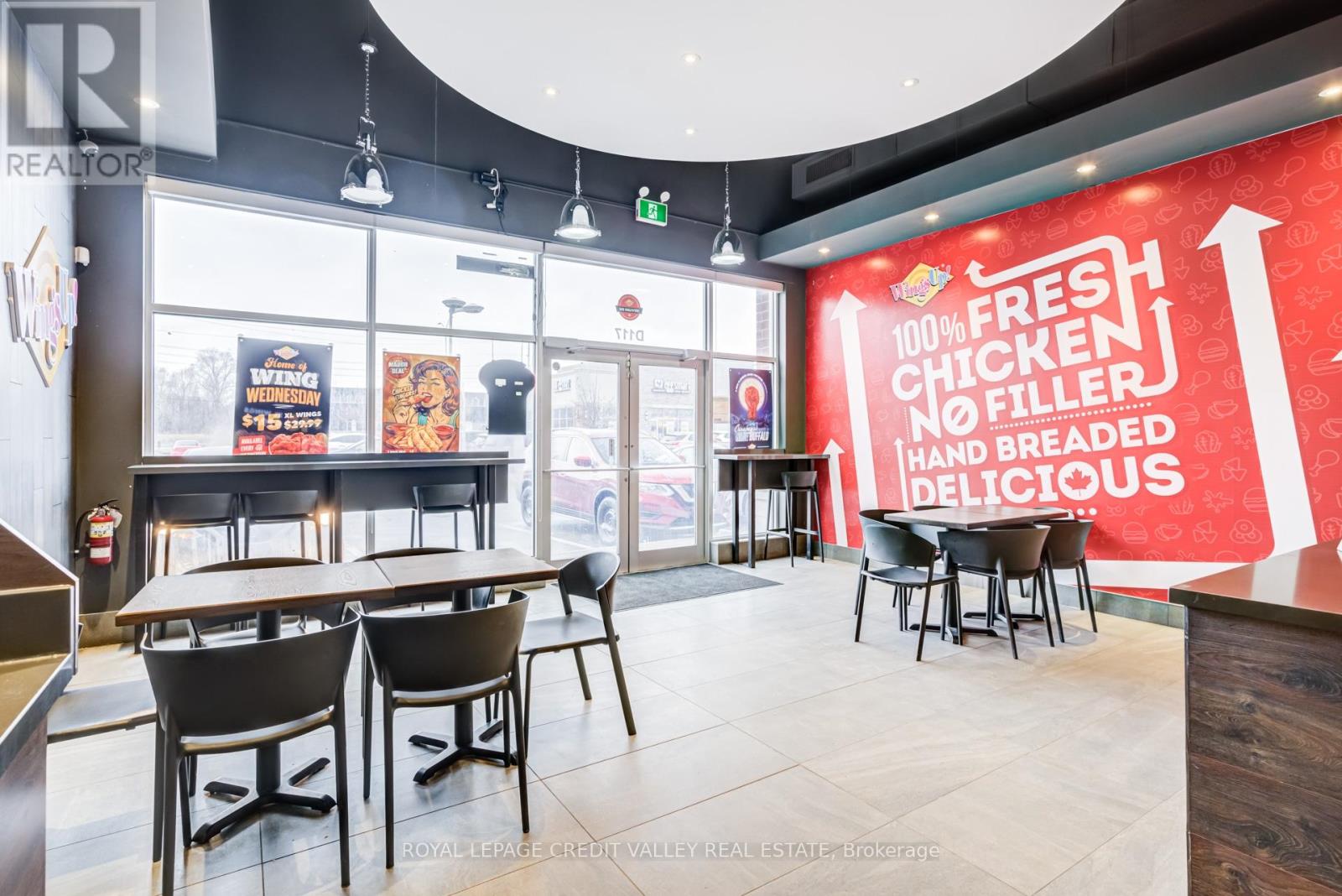 1900 Fowler Drive, Mississauga, Ontario  L5K 1T7 - Photo 7 - W12895638