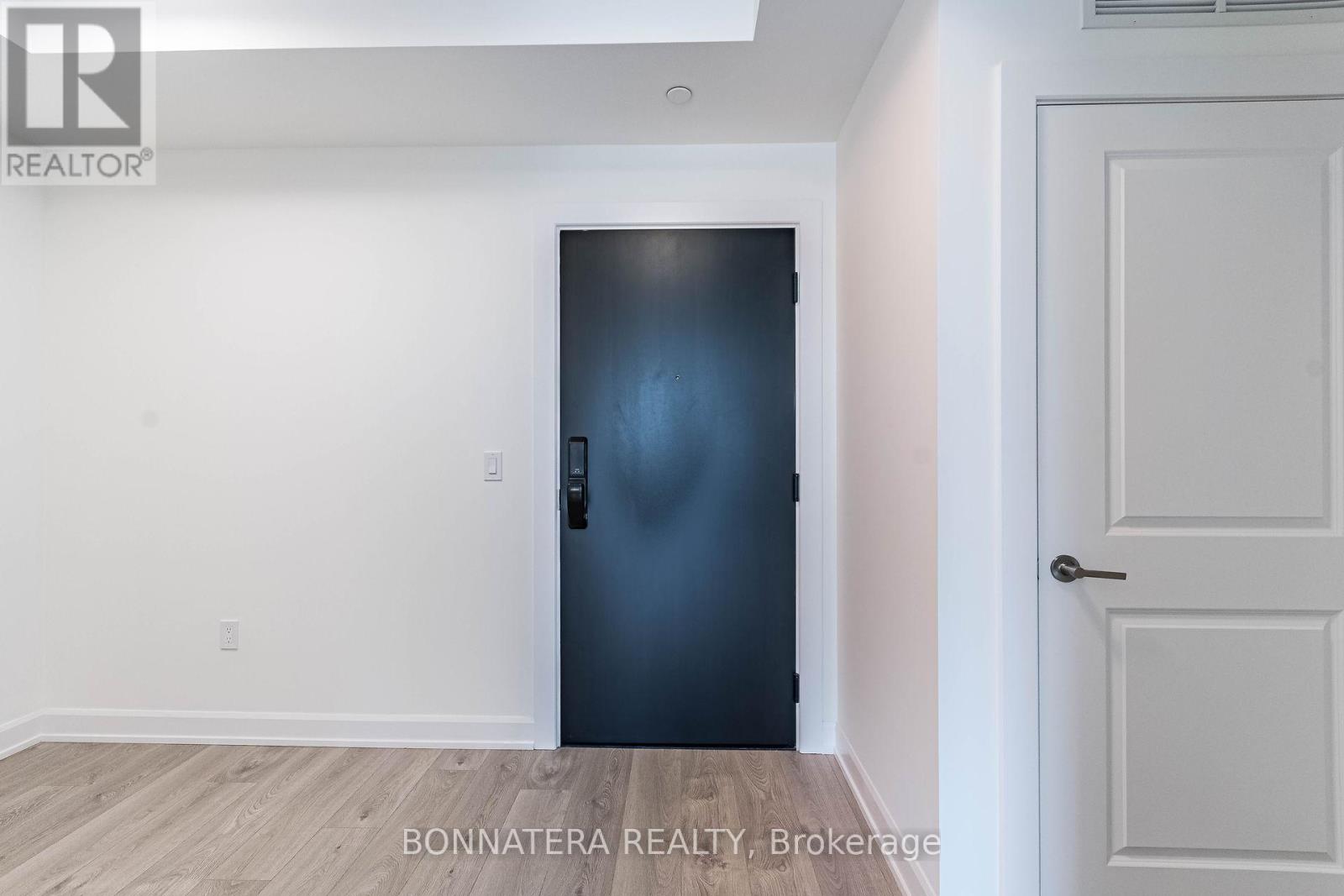 421 - 3200 William Coltson Avenue, Oakville, Ontario  L6H 7C2 - Photo 10 - W12895646