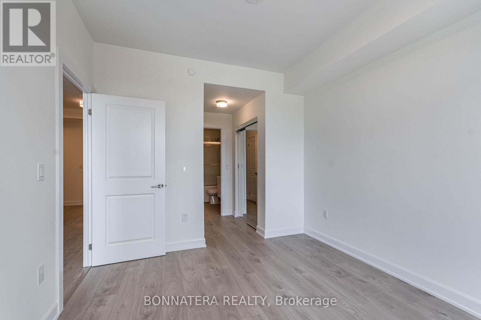 421 - 3200 William Coltson Avenue, Oakville, Ontario  L6H 7C2 - Photo 22 - W12895646