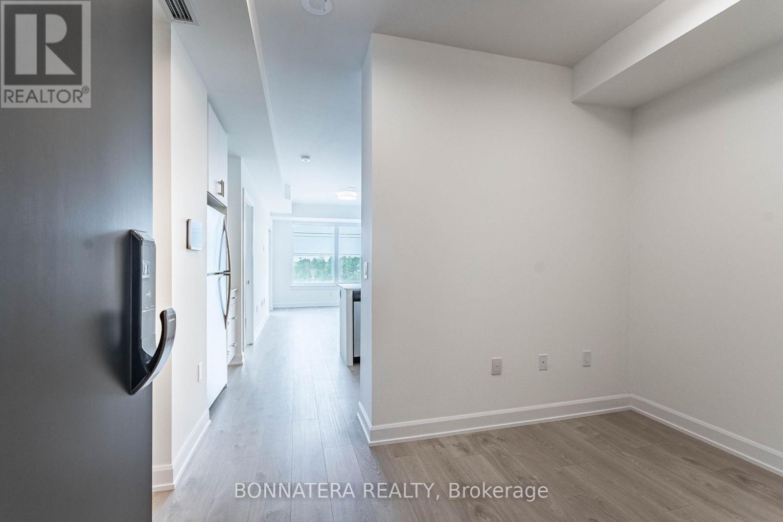 421 - 3200 William Coltson Avenue, Oakville, Ontario  L6H 7C2 - Photo 6 - W12895646