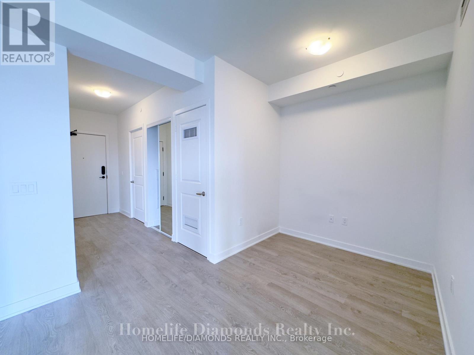 307 - 4675 Metcalfe Avenue, Mississauga, Ontario  L5M 0Z8 - Photo 9 - W12895720