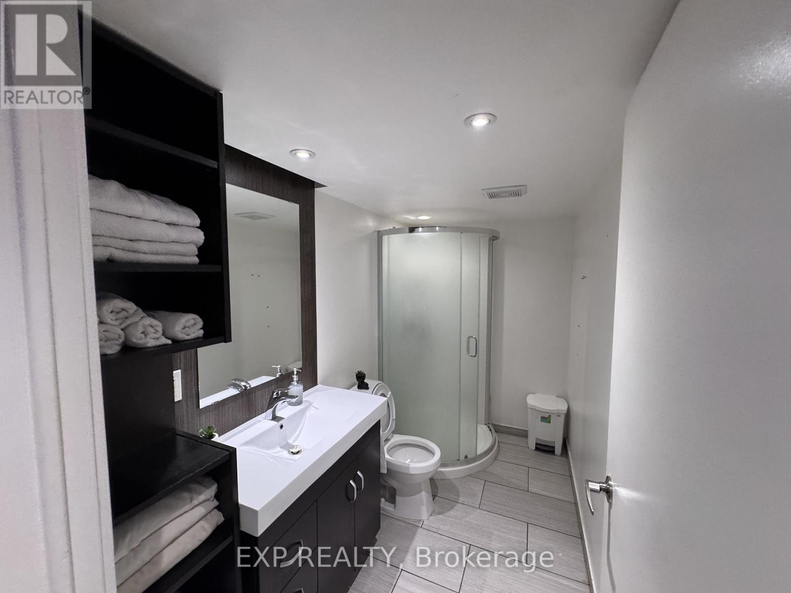 43 Thornbush Boulevard, Brampton, Ontario  L7A 0K5 - Photo 11 - W12895782