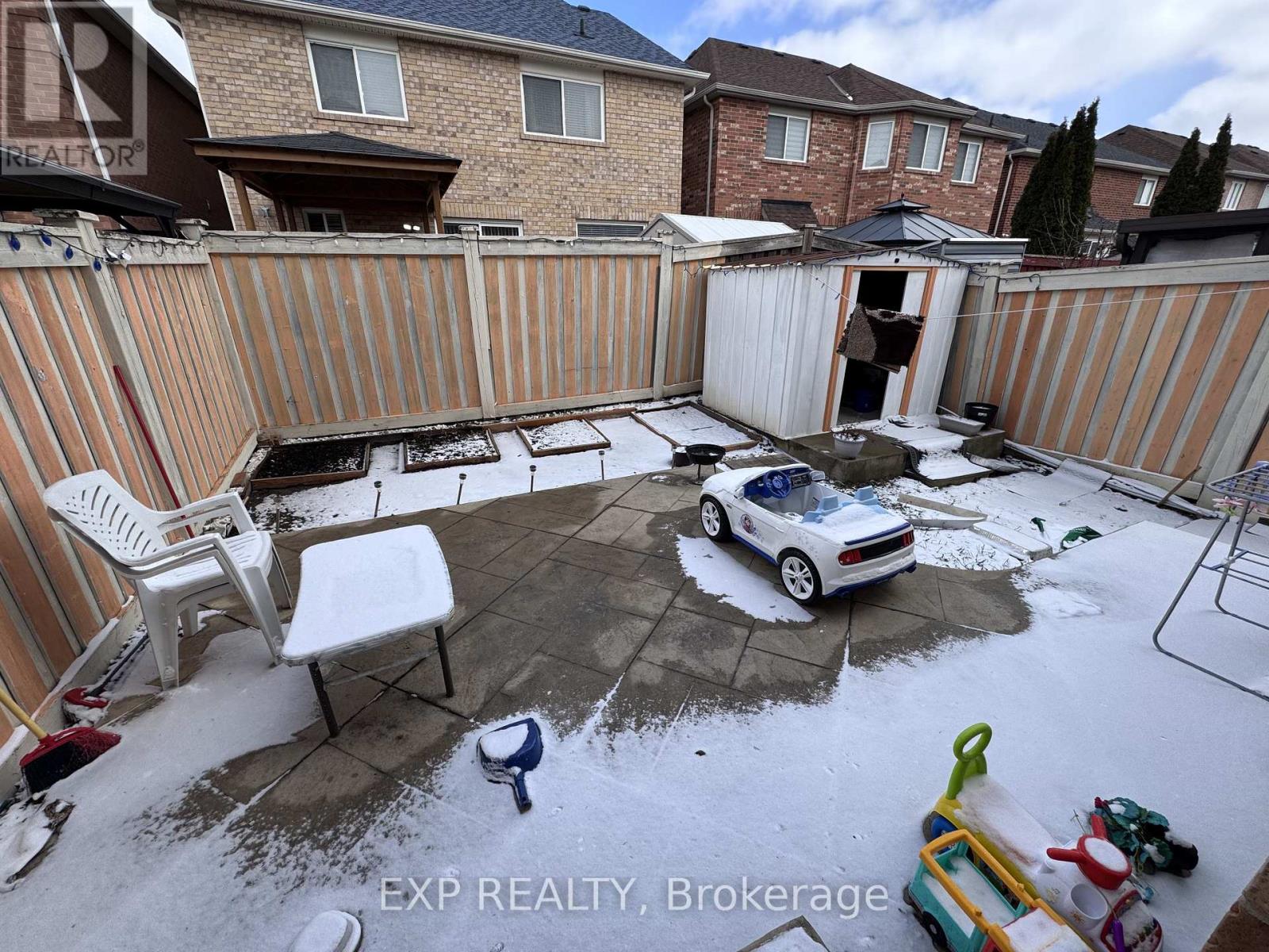 43 Thornbush Boulevard, Brampton, Ontario  L7A 0K5 - Photo 22 - W12895782