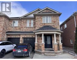 43 THORNBUSH BOULEVARD, Brampton, Ontario