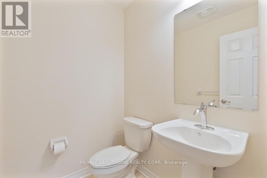 3083 Preserve Drive, Oakville, Ontario  L6M 0W7 - Photo 14 - W12895786