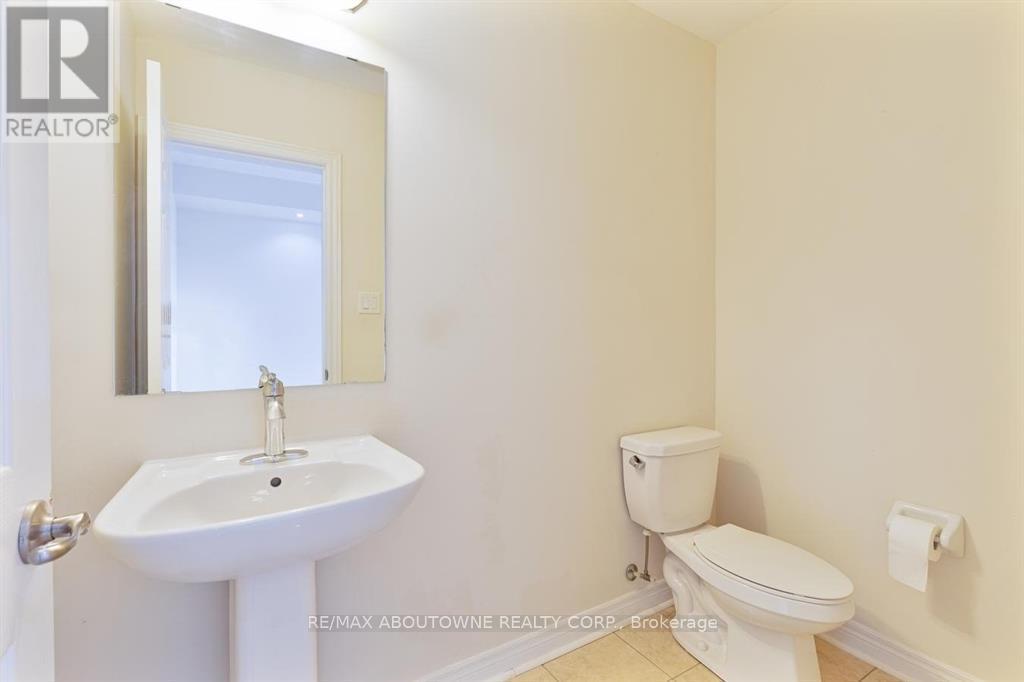 3083 Preserve Drive, Oakville, Ontario  L6M 0W7 - Photo 7 - W12895786