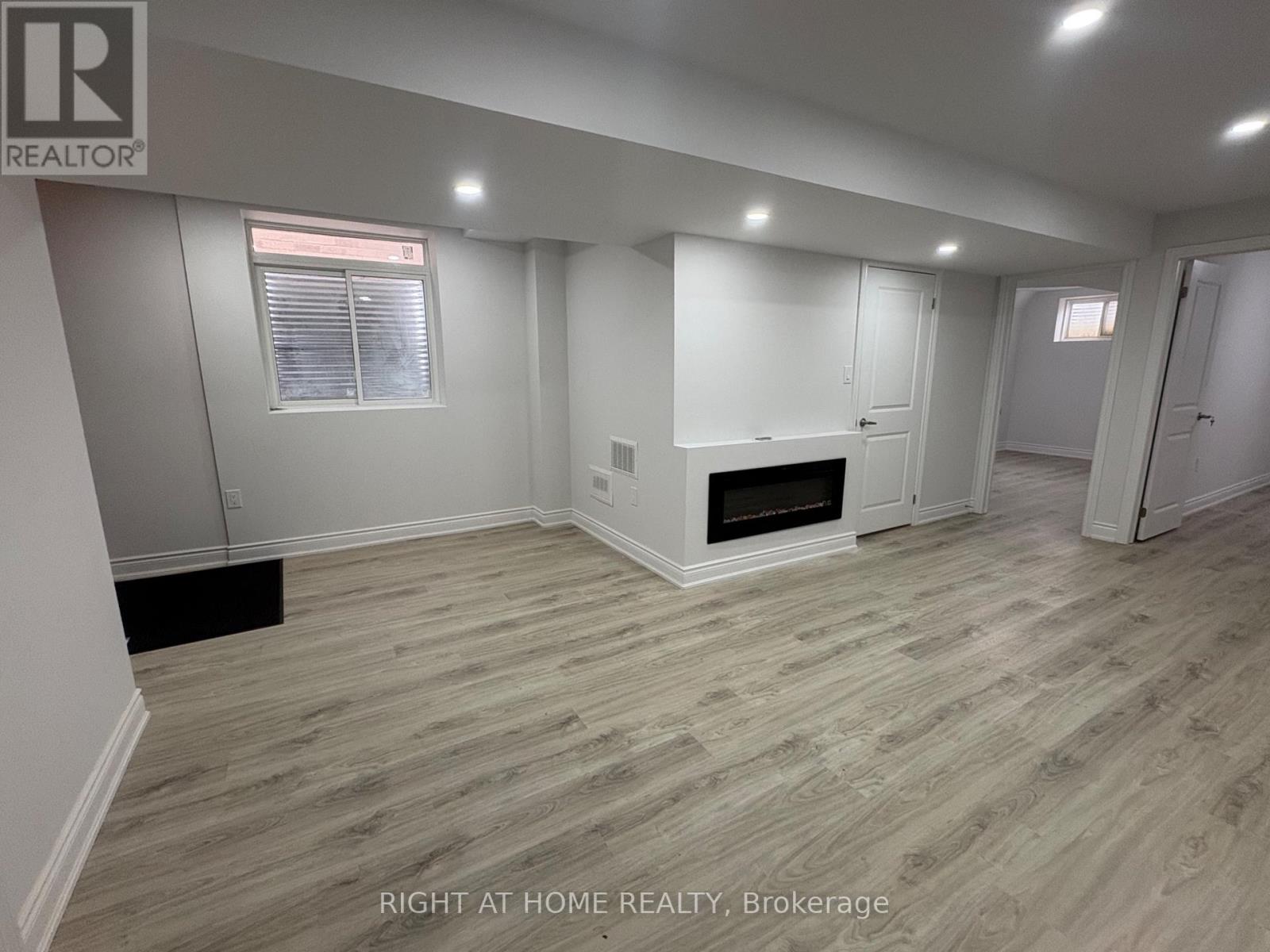 Basement - 36 Hubbell Rd Road S, Brampton, Ontario  L6Y 2A5 - Photo 4 - W12895866